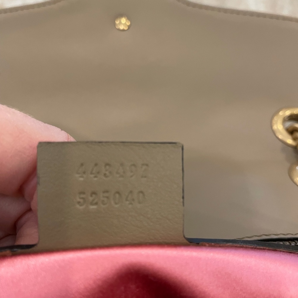 Gucci marmont small Gg matelasse shoulder bag. - Picture 2 of 15